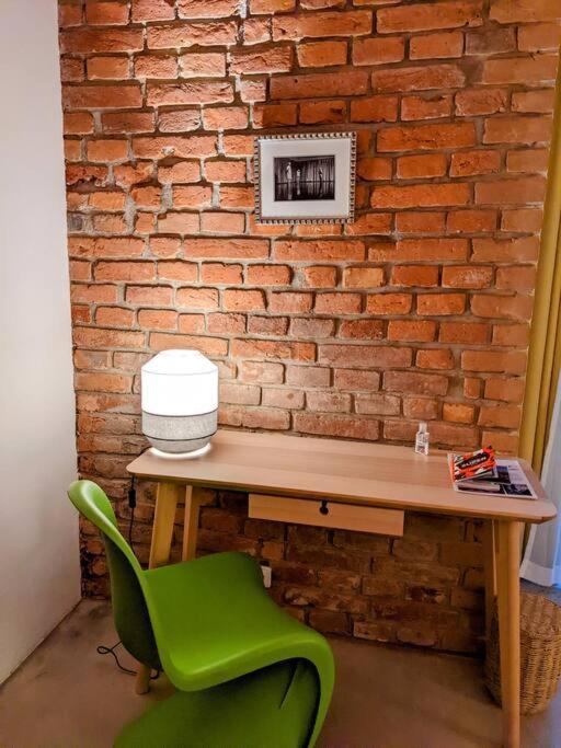 Romantic And Atypical Apartments In Prague'S Montmartre Esterno foto