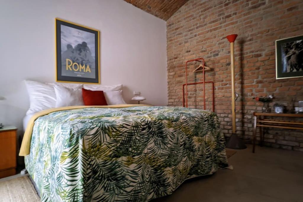 Romantic And Atypical Apartments In Prague'S Montmartre Esterno foto