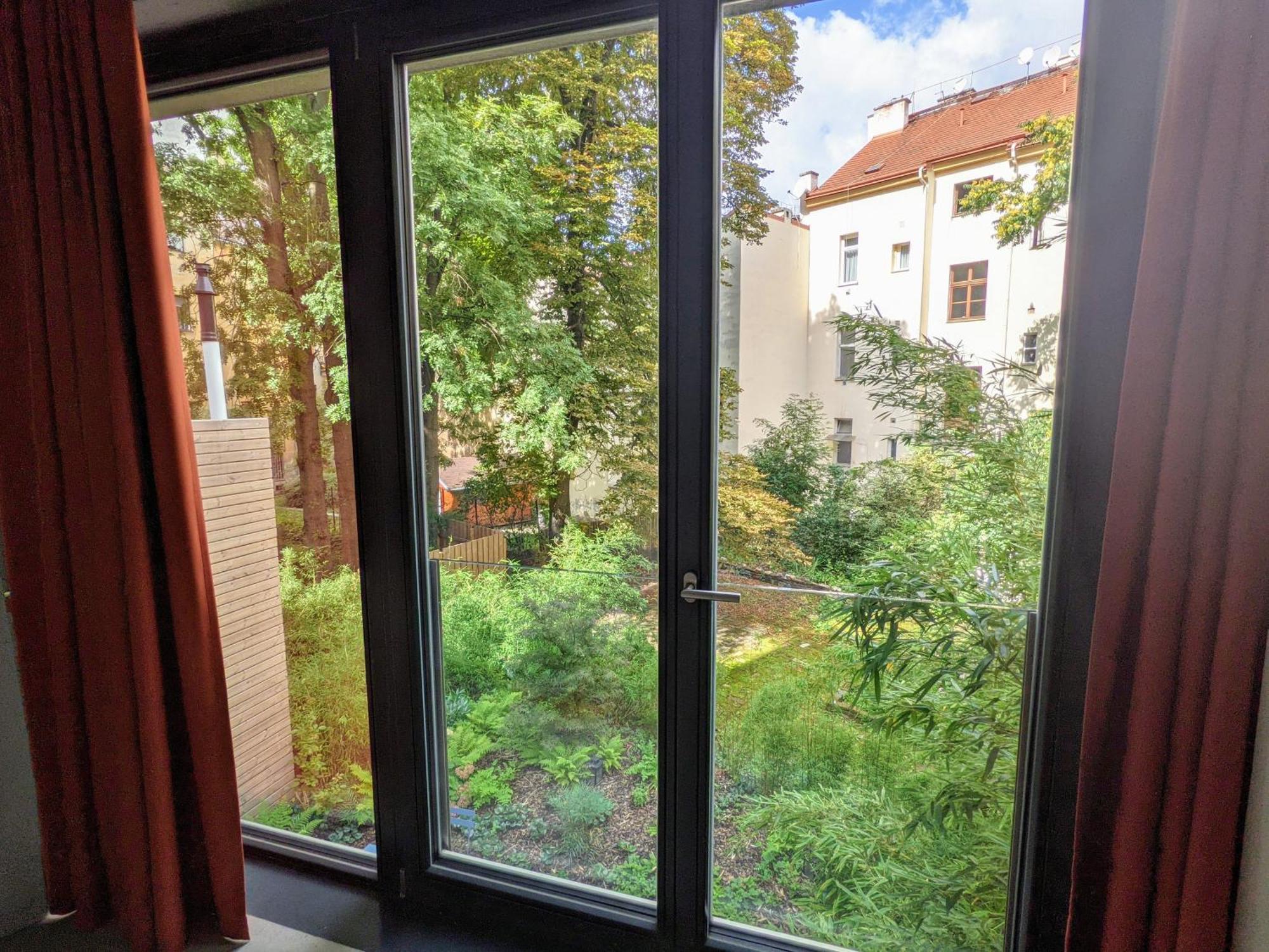 Romantic And Atypical Apartments In Prague'S Montmartre Esterno foto