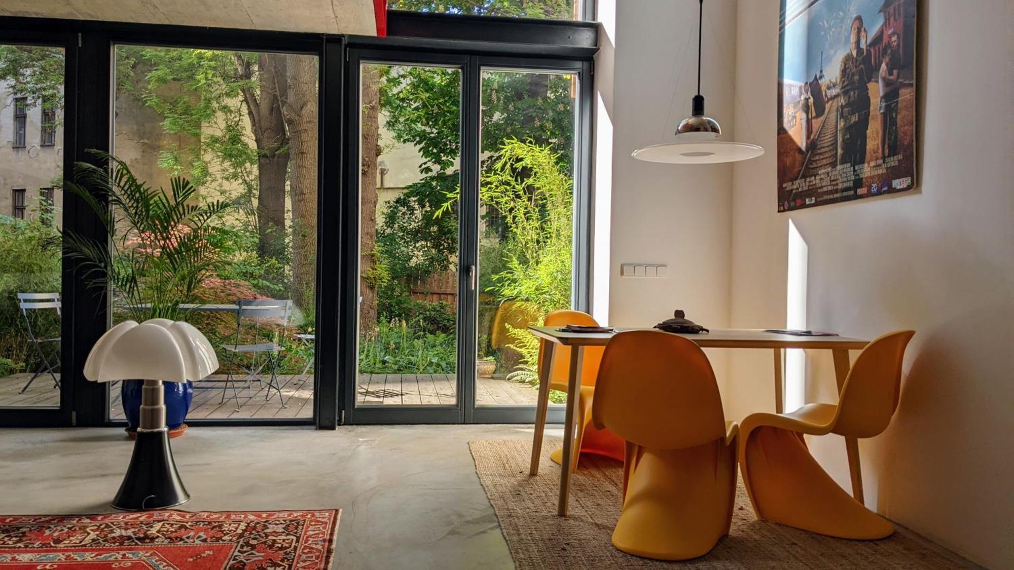 Romantic And Atypical Apartments In Prague'S Montmartre Esterno foto