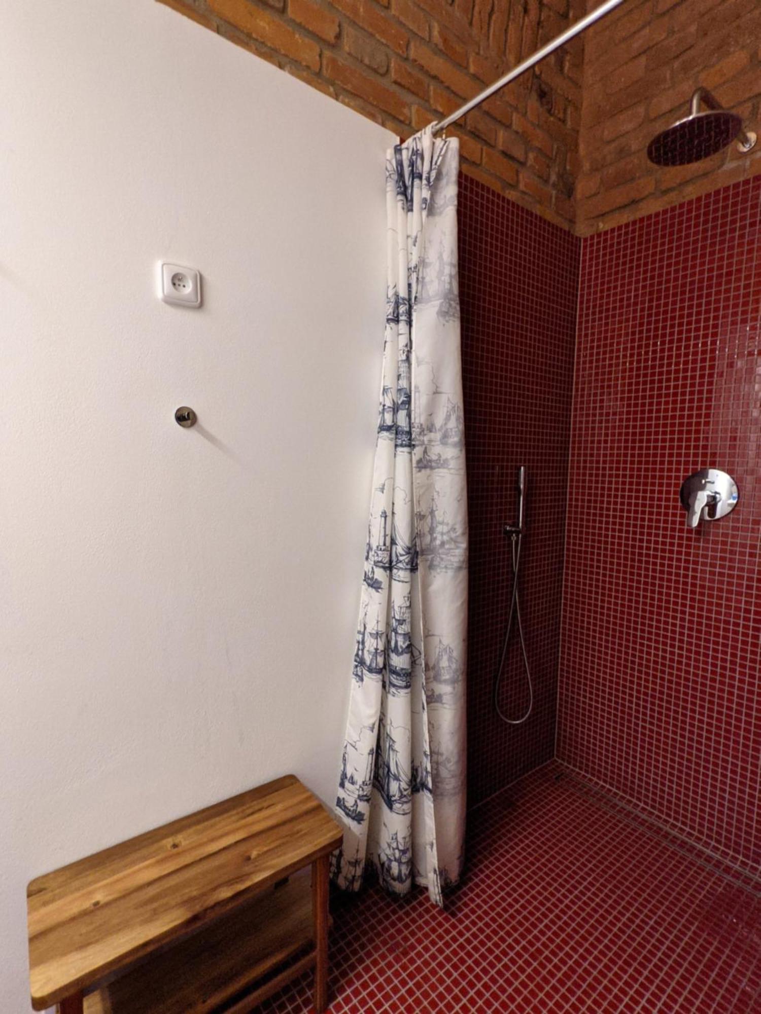 Romantic And Atypical Apartments In Prague'S Montmartre Esterno foto