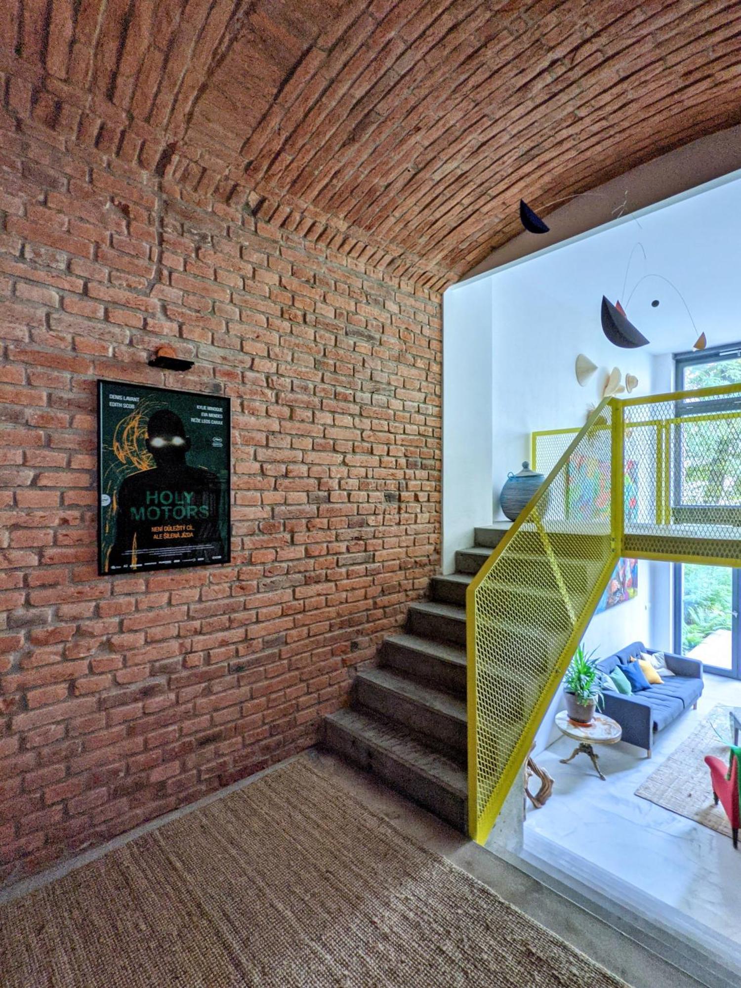 Romantic And Atypical Apartments In Prague'S Montmartre Esterno foto